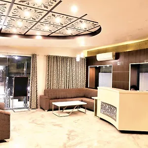Hotel Four Seasons 3* Varanasi