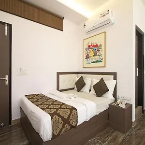 3* Hotel Oyo 393 Rk Grand
